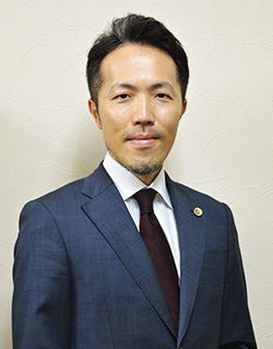 弁護士　杉浦健二